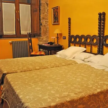 Pazo De Galegos 2*